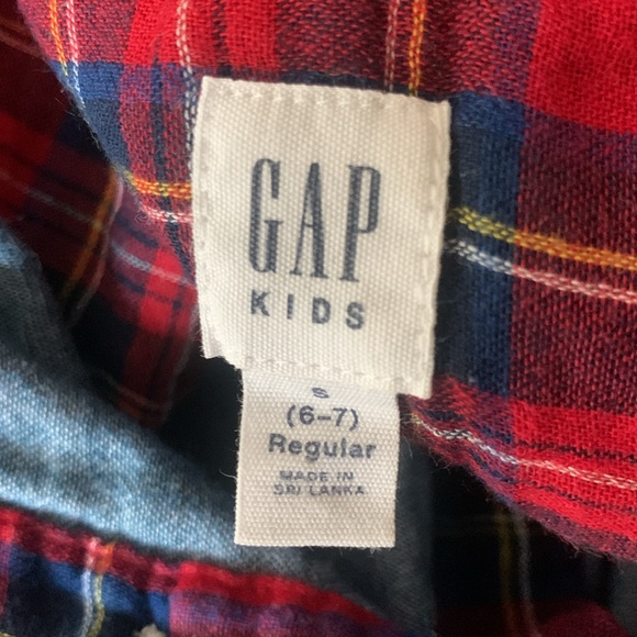 Preowned Gap Kids Long Sleeve Plaid Button Down Shirt. - Picture 5 of 10